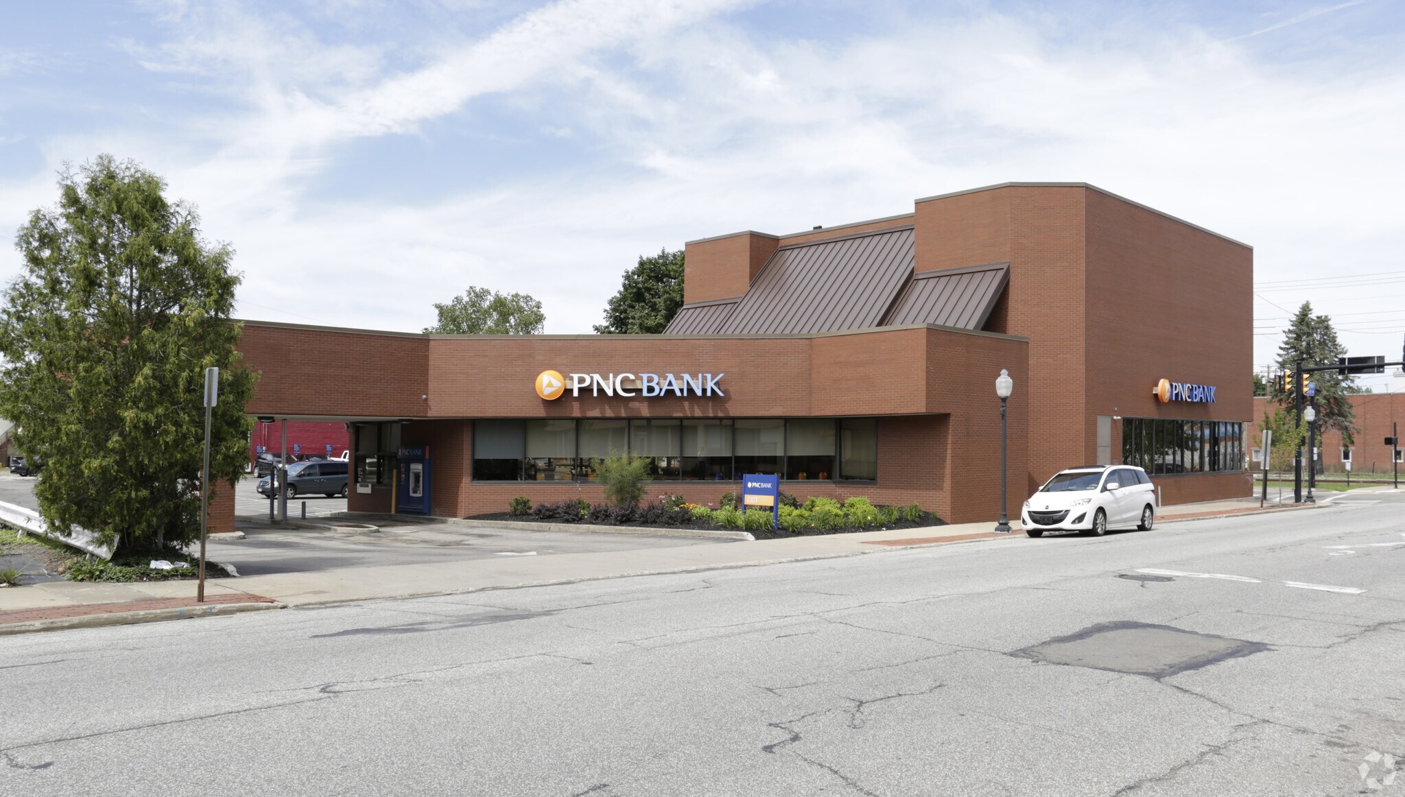 4 W Main St, Corry, PA 16407 Former PNC Bank Building