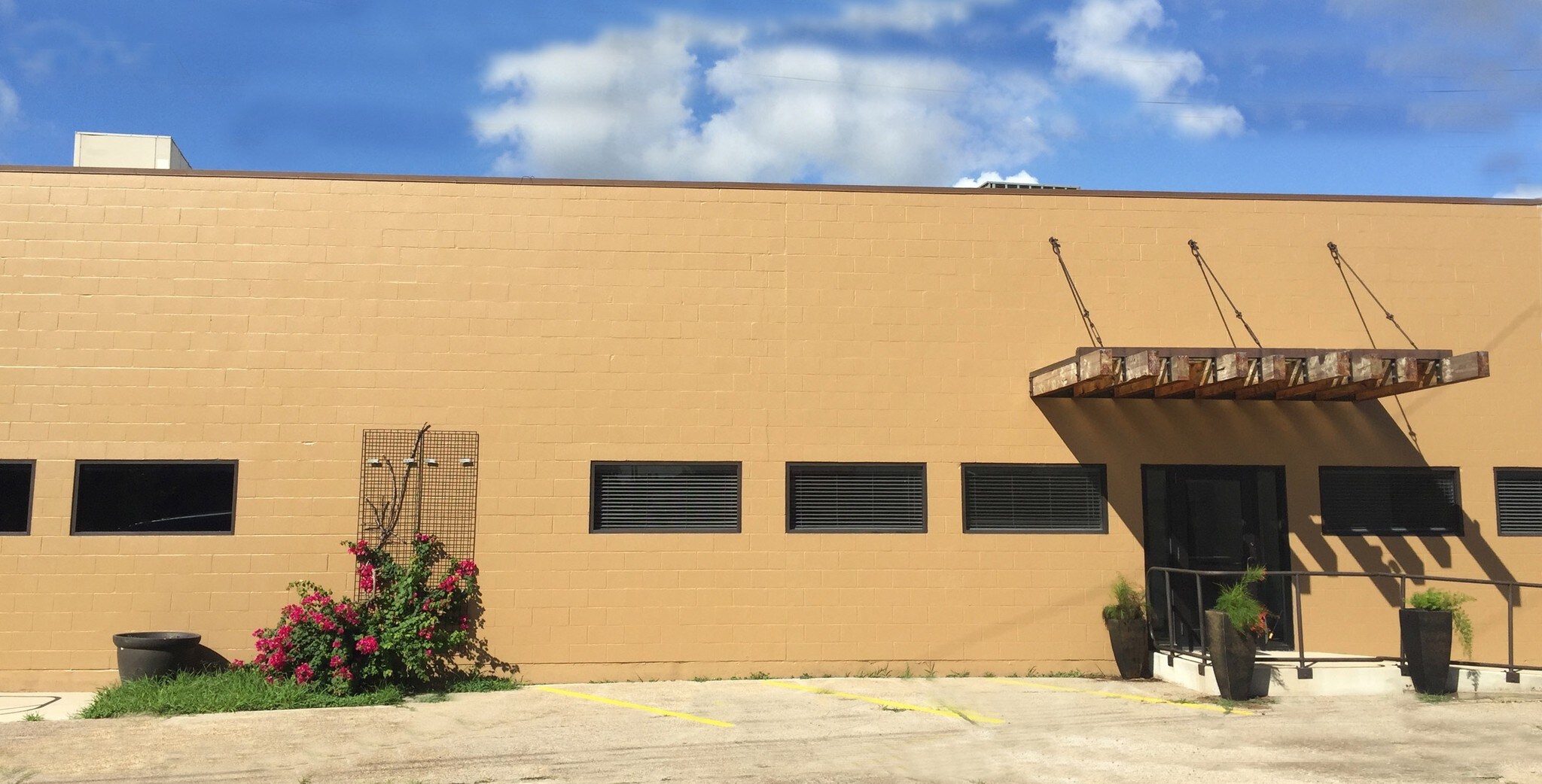 103 Circle Way St, Lake Jackson, TX for sale Building Photo- Image 1 of 1