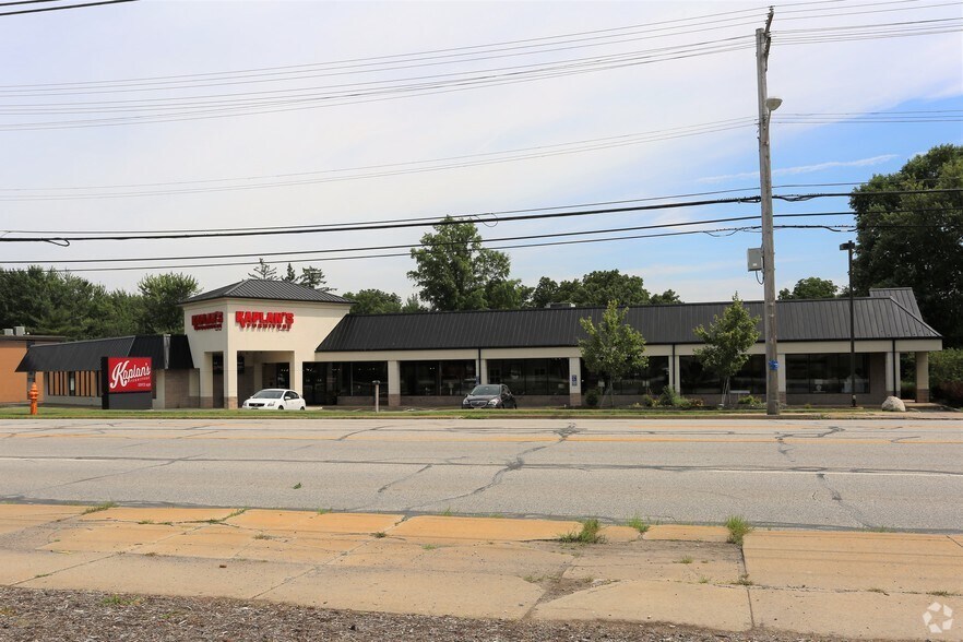 24869 Lorain Rd, North Olmsted, OH 44070