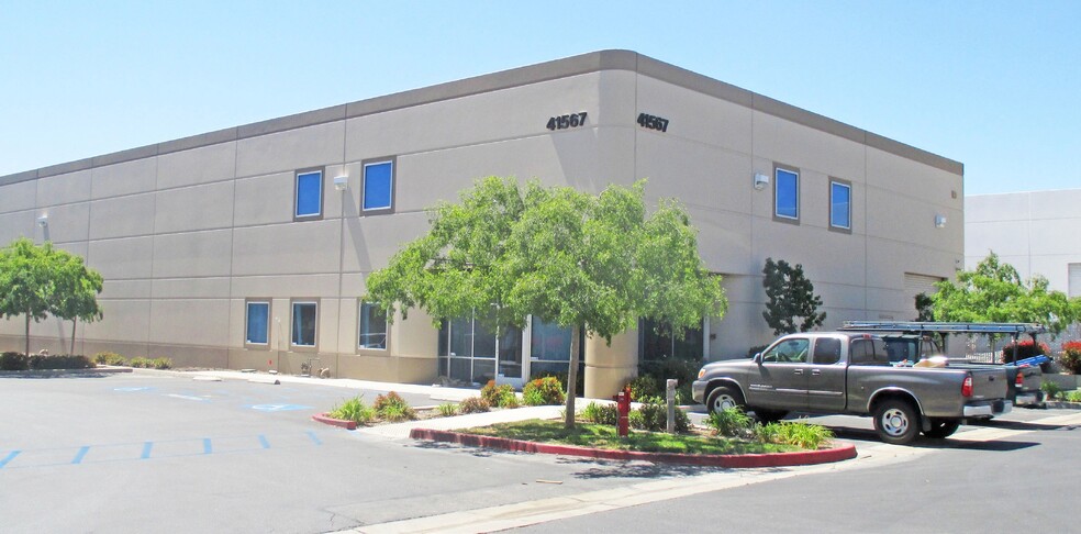 41567 Cherry St, Murrieta, CA for lease - Building Photo - Image 3 of 7