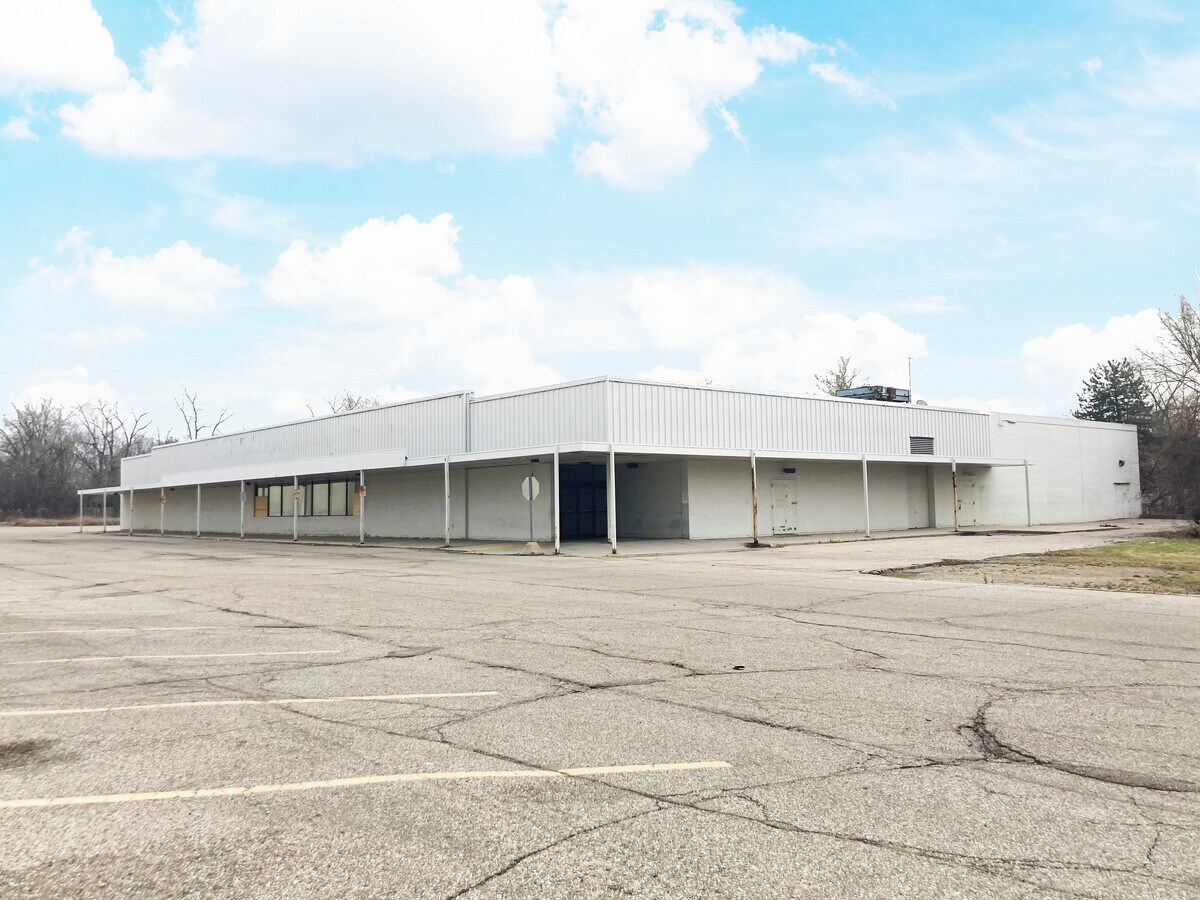 5125 Fenton Rd, Flint, MI 48507