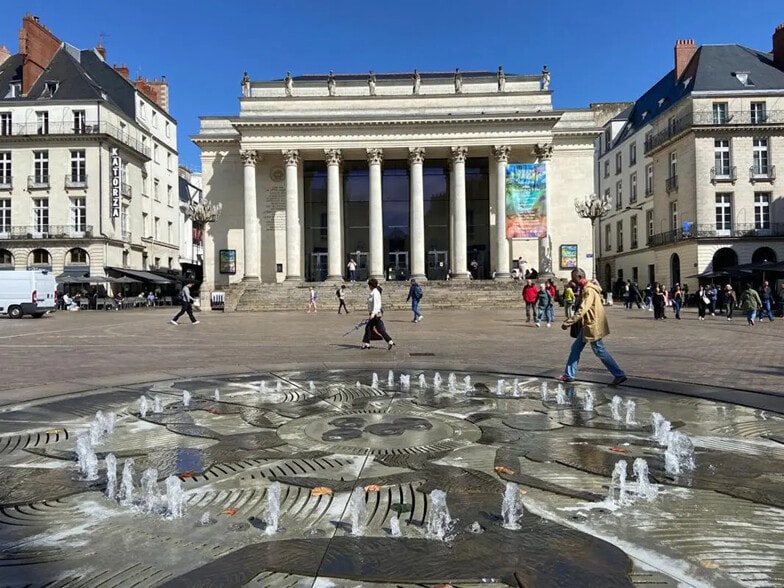 Office in Nantes for sale - Building Photo - Image 2 of 6