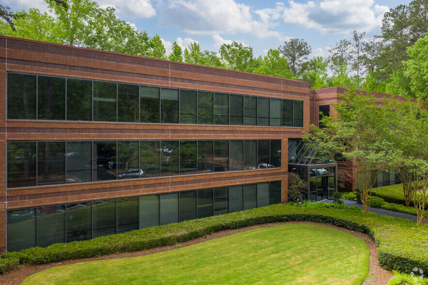 200 Westpark Dr, Peachtree City, GA for lease - Building Photo - Image 1 of 12