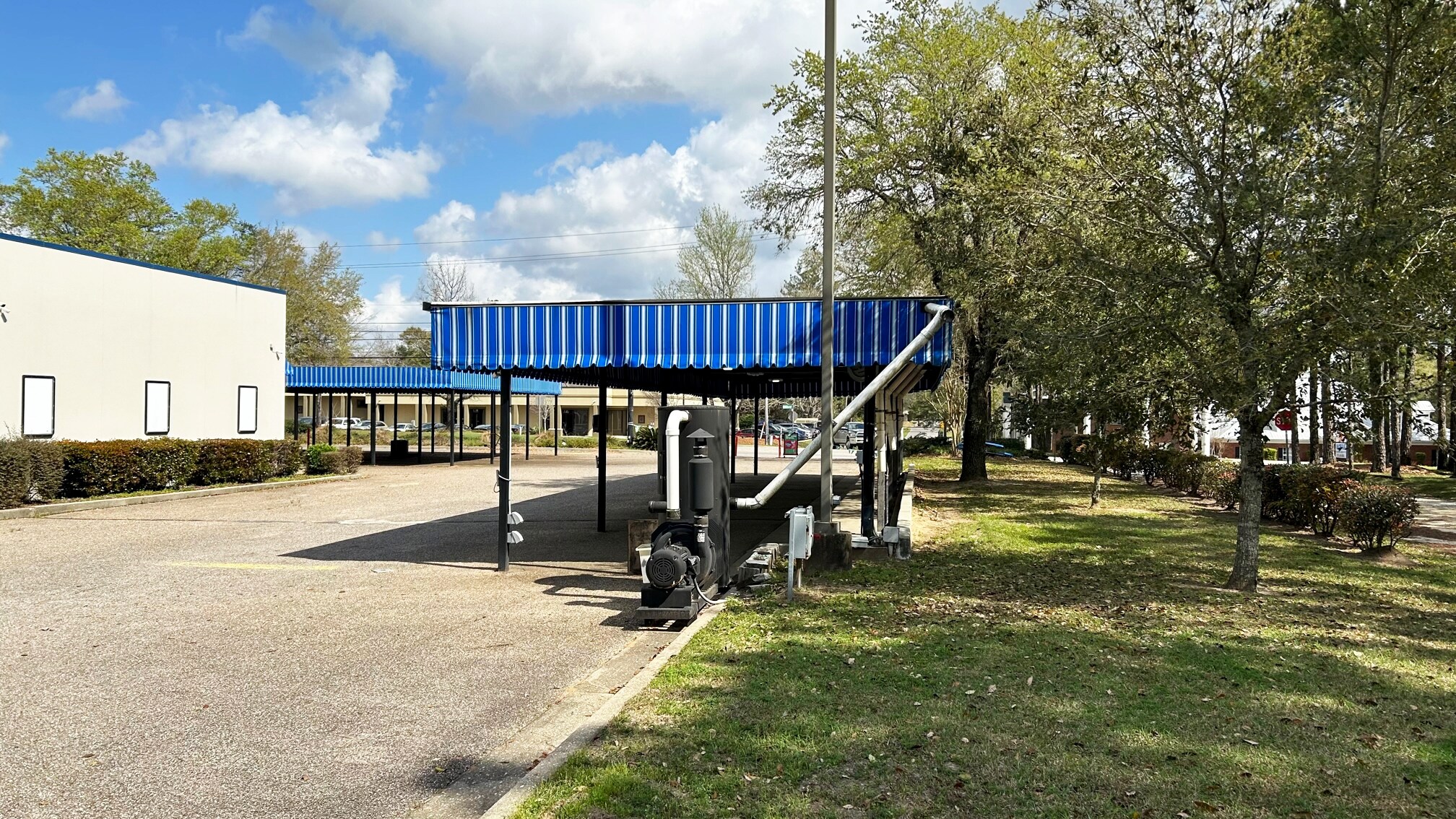 1066 Hillcrest Rd, Mobile, AL 36695 Specialty for Sale