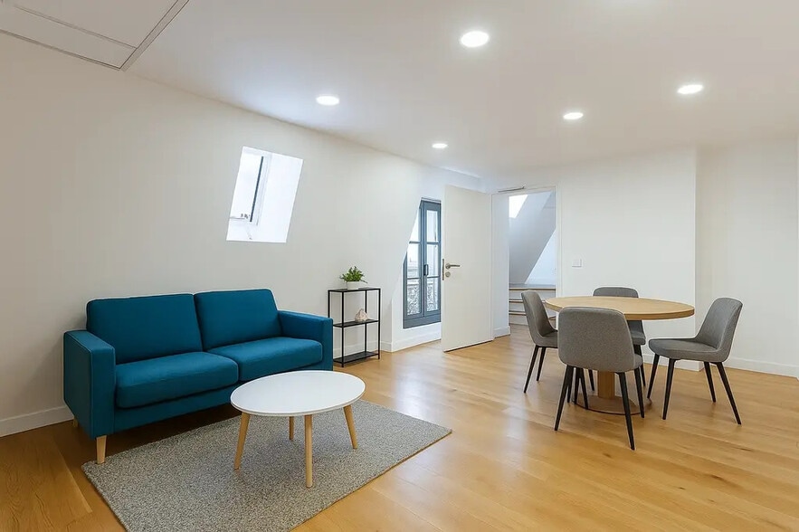 Office in Paris for lease - Building Photo - Image 3 of 7