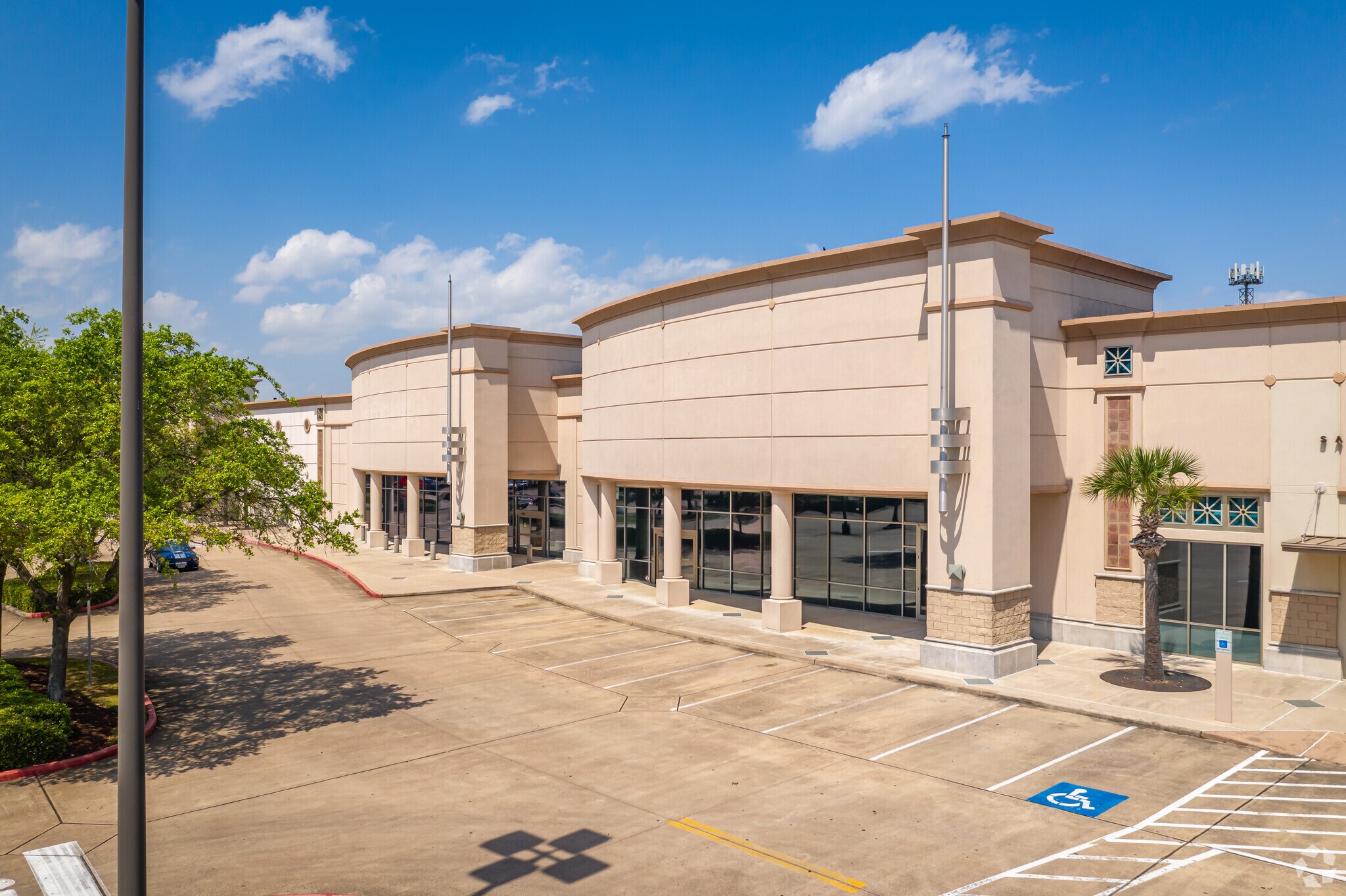 1932519435 Gulf Fwy, ster, TX 77598 Baybrook Passage