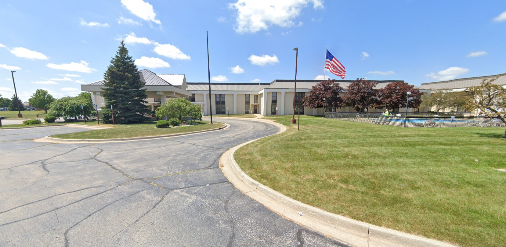 2222 Tittabawassee Rd, Saginaw, MI 48604