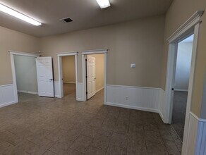 4516 Boat Club Rd, Fort Worth, TX for lease Building Photo- Image 2 of 3