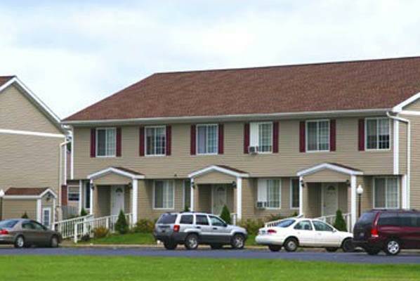 449 Temple St, Dunkirk, NY for sale Primary Photo- Image 1 of 1