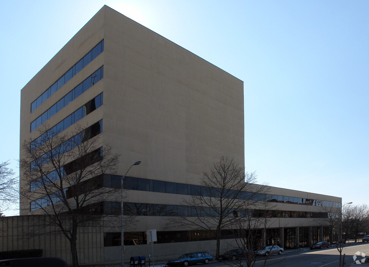 53 Chenango St, Binghamton, NY 13901