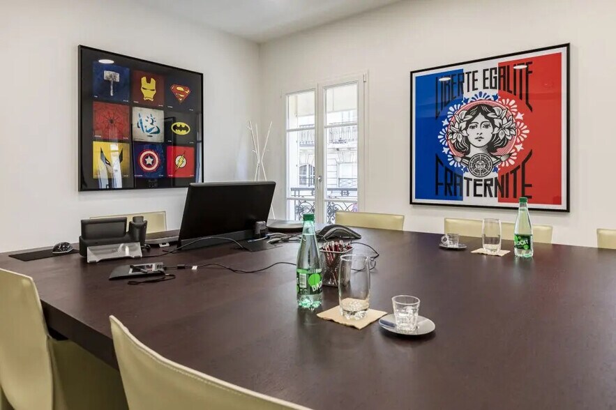 5 Rue De Bourgogne, Paris for sale - Building Photo - Image 1 of 1