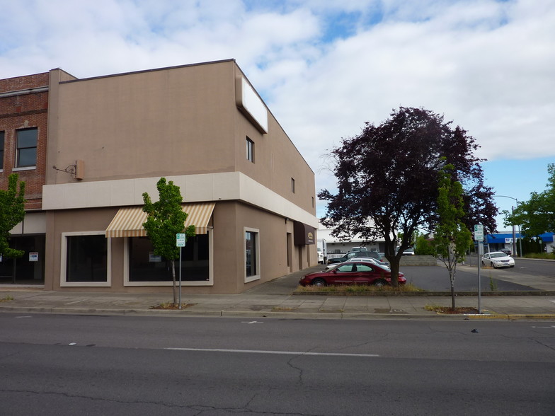 112 W Main St, Medford, OR for sale - Building Photo - Image 1 of 1