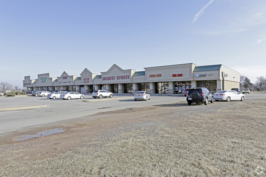 3100 N Broadway St, Poteau, OK for lease - Primary Photo - Image 1 of 13