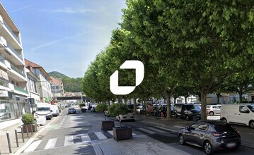 30 Cours Becquart Castelbon, Voiron, ISE - AERIAL map view