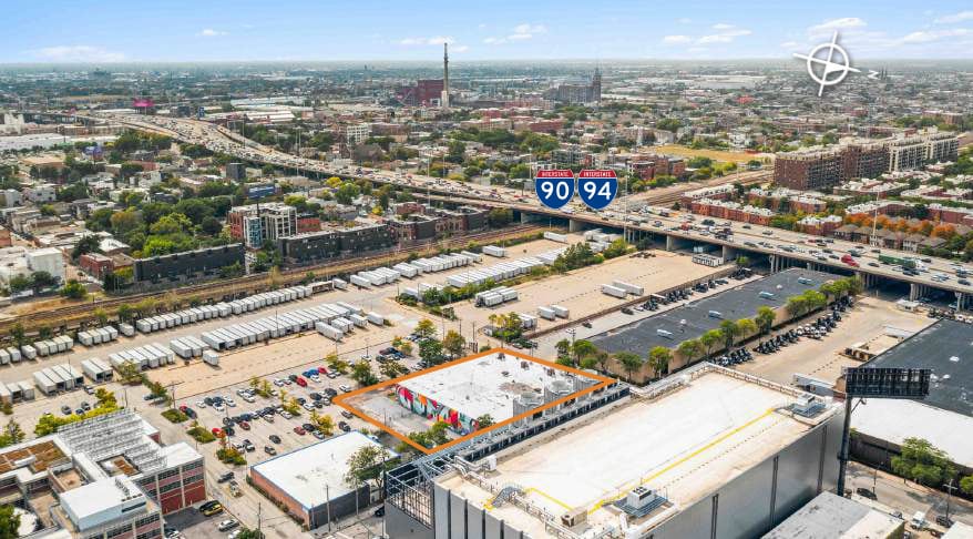 555 W 14th Pl, Chicago, IL for sale - Building Photo - Image 2 of 7