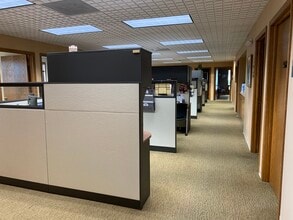 307 W 41st St, Sioux Falls, SD for lease Interior Photo- Image 2 of 10