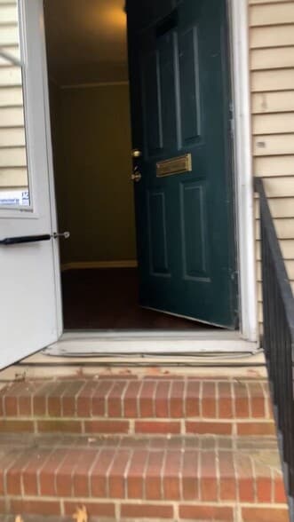 942 W 4th St, Winston-Salem, NC for sale - Commercial Listing Video - Image 1 of 1