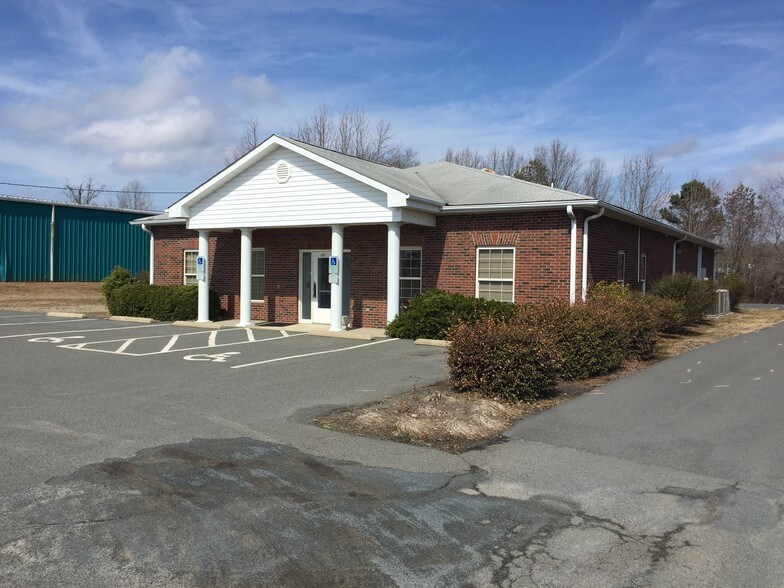 1925 E Main St, Albemarle, NC for sale - Building Photo - Image 1 of 1