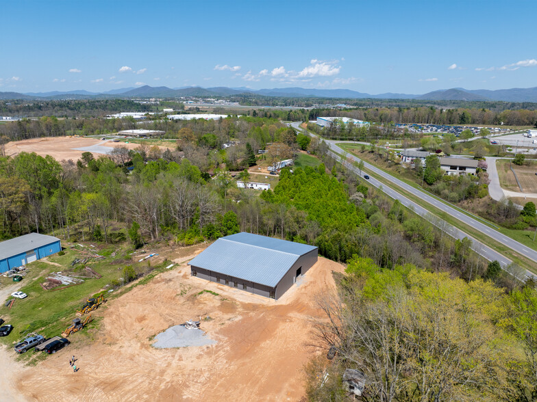 258 Marlowe dr, Mills River, NC for lease - Aerial - Image 2 of 7