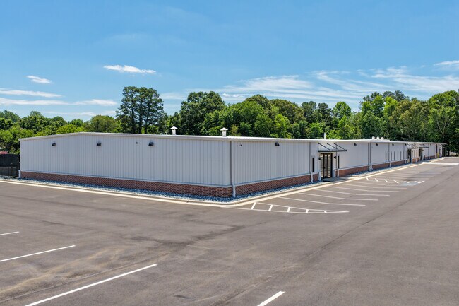More details for 114 S State St, Haw River, NC - Industrial for Sale