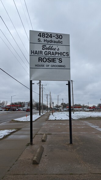 4824-4830 S Hydraulic Ave, Wichita, KS for lease - Building Photo - Image 3 of 4