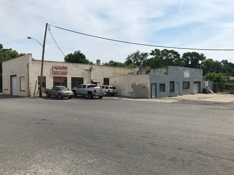 2921 Shenandoah Ave NW, Roanoke, VA for sale - Building Photo - Image 1 of 1