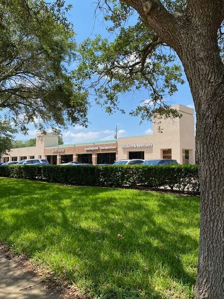 2600 Cordes Dr, Sugar Land, TX for lease - IMG_3657 - Image 1 of 4