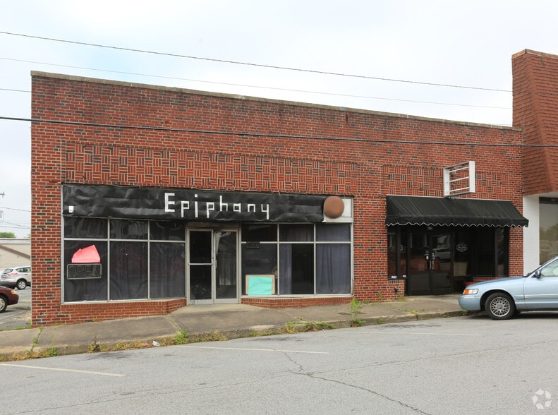 633 Monroe St, Eden, NC for sale - Primary Photo - Image 1 of 3