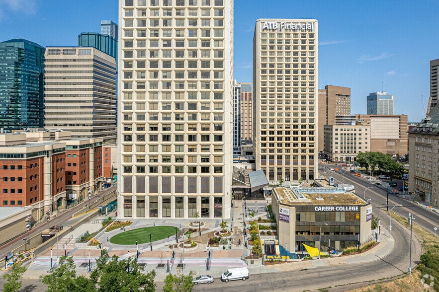 10020 100th St NW, Edmonton, AB for lease - Building Photo - Image 1 of 14