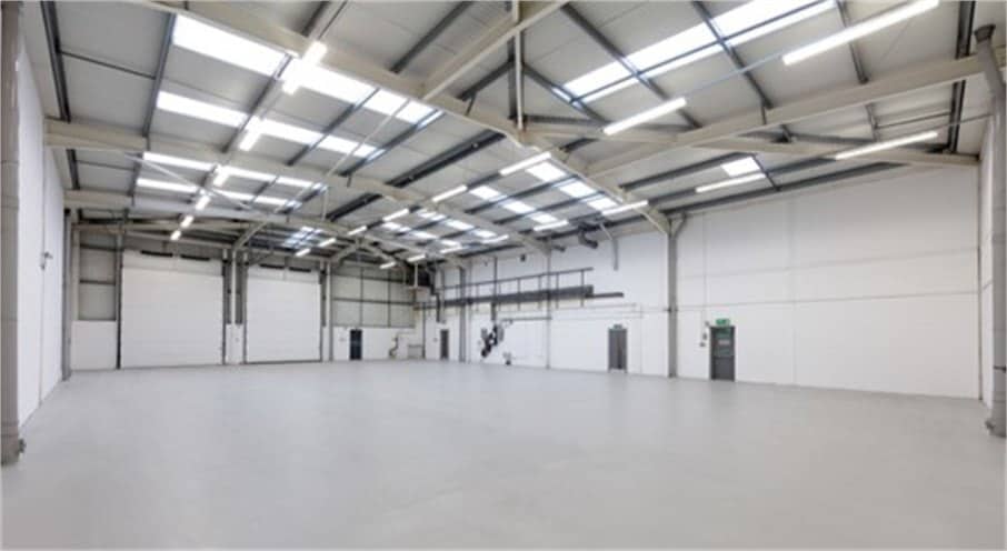 649 River Gdns, Feltham for lease Interior Photo- Image 1 of 1