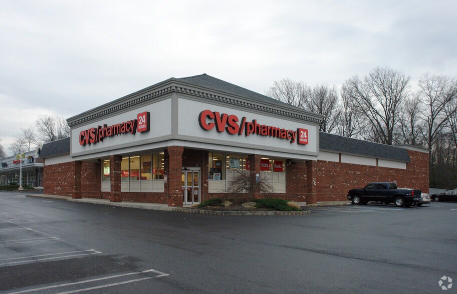 2840-2862 W Moreland Rd, Willow Grove, PA for lease - Primary Photo - Image 2 of 2