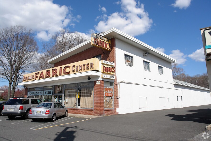 70 N State Rt 17, Paramus, NJ for sale - Building Photo - Image 1 of 1