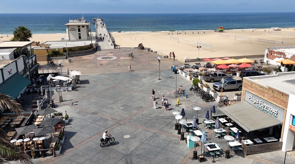 19-31 Pier Ave, Hermosa Beach, CA for lease - Building Photo - Image 2 of 7