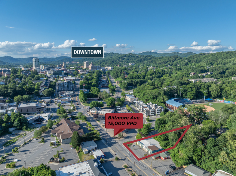 240 Biltmore Ave, Asheville, NC for lease - Building Photo - Image 1 of 24