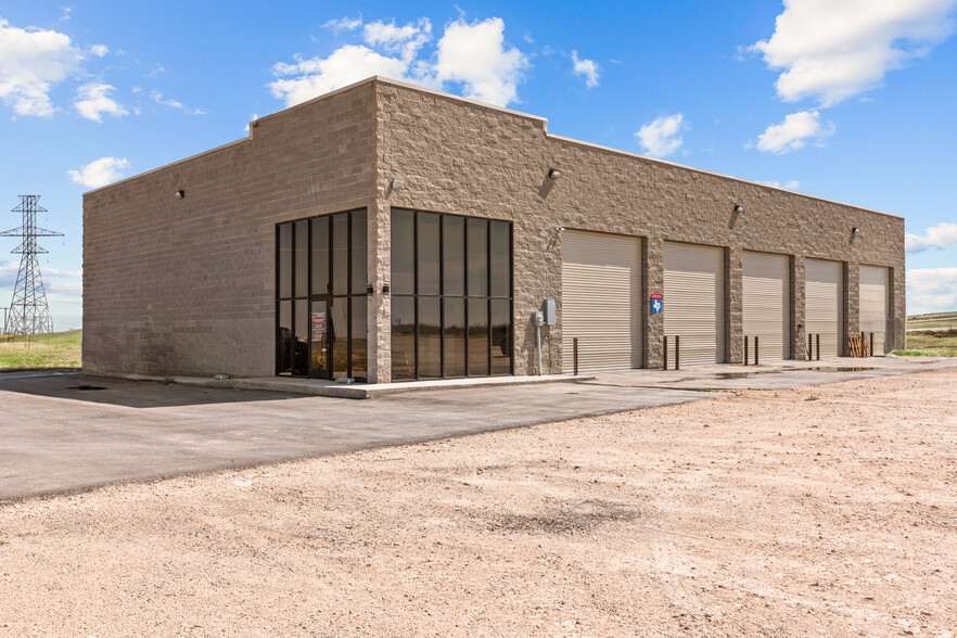 1881 S Redline Ave, Odessa, TX for lease - Building Photo - Image 1 of 32