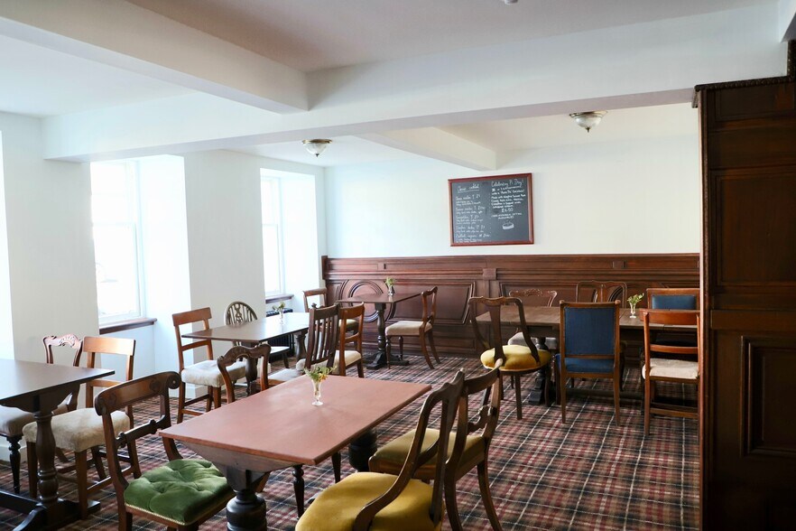 30 South Main St, Newton Stewart, DGY DG8 9HG - Wigtown Ploughman Hotel