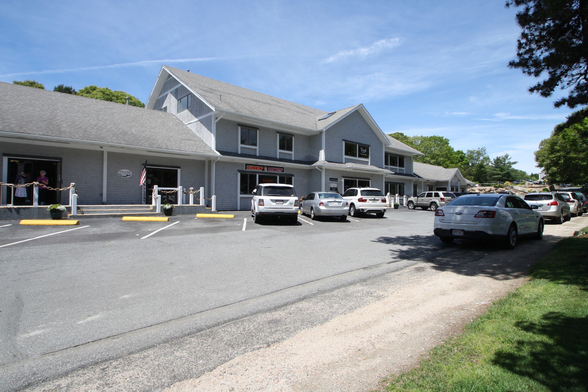 634 N Falmouth Hwy, North Falmouth, MA 02556