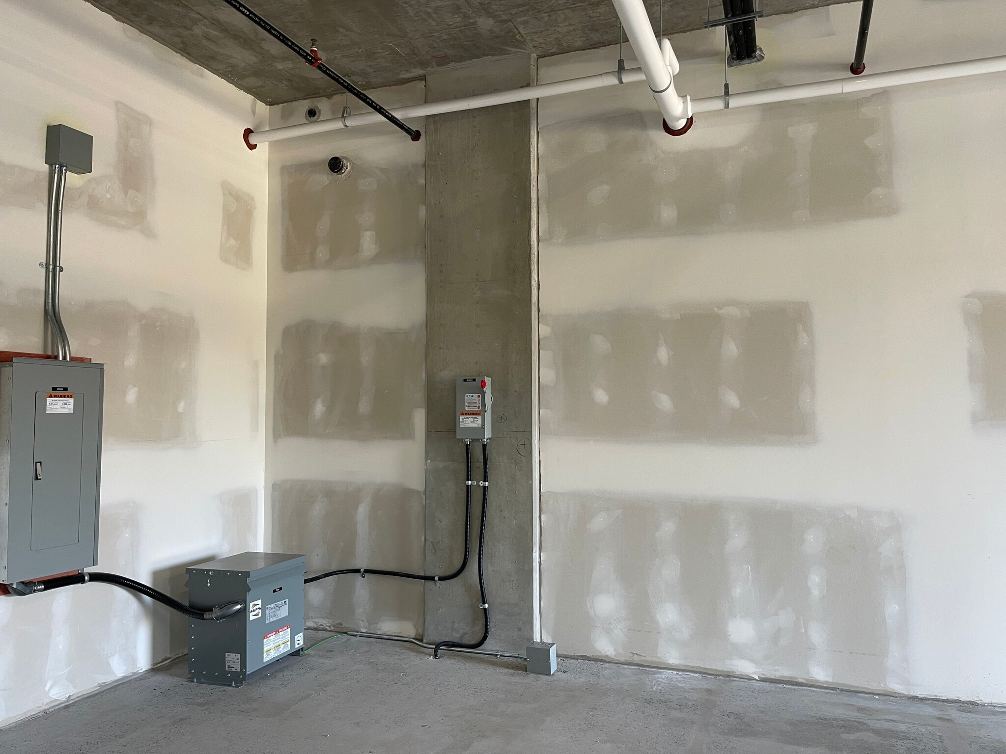 8232 Manitoba St, Vancouver, BC for lease Interior Photo- Image 1 of 2