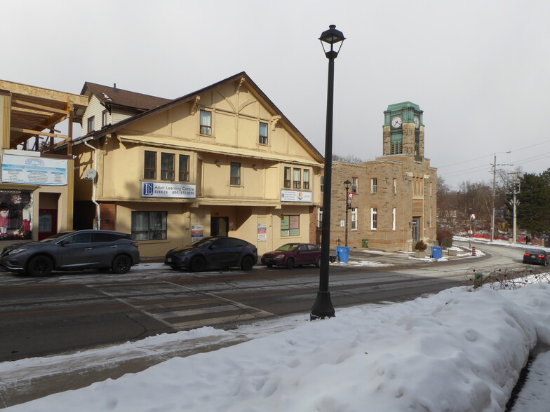 72 Mill St, Halton Hills, ON for sale - Building Photo - Image 2 of 28