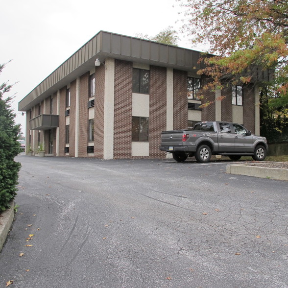 20 S 36th St, Camp Hill, PA for lease - Building Photo - Image 2 of 2