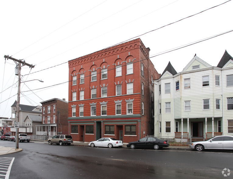 985-987 Bank St, Waterbury, CT for sale - Primary Photo - Image 1 of 1