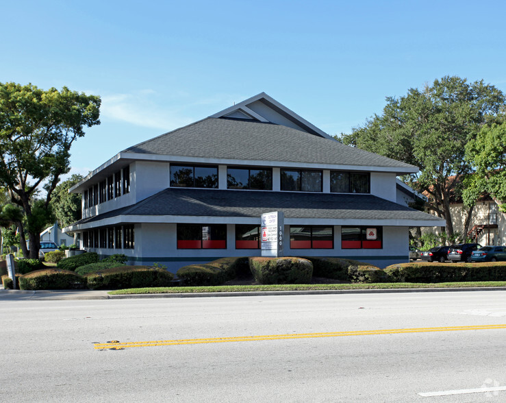 1000 Emmett St, Kissimmee, FL for lease - Primary Photo - Image 1 of 22