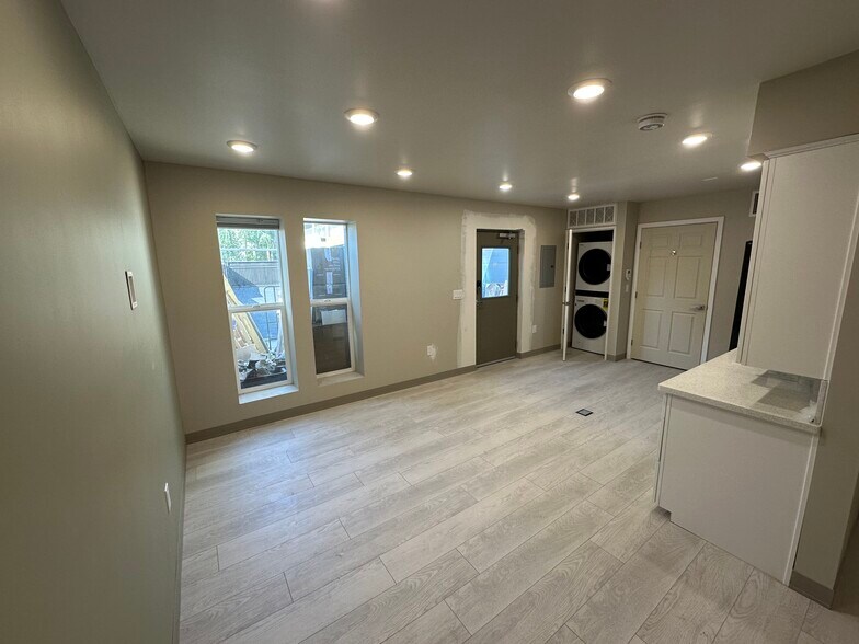 1214 F St, Sacramento, CA for lease - Building Photo - Image 2 of 15