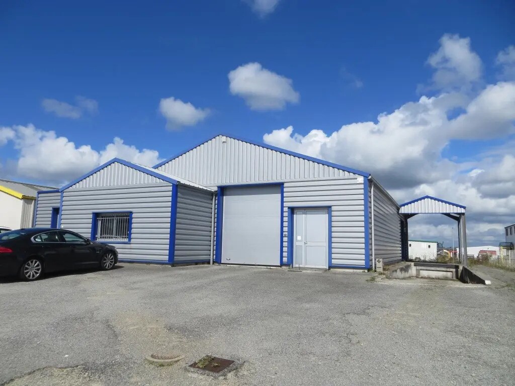 Flex in Saint-Évarzec for lease Building Photo- Image 1 of 2