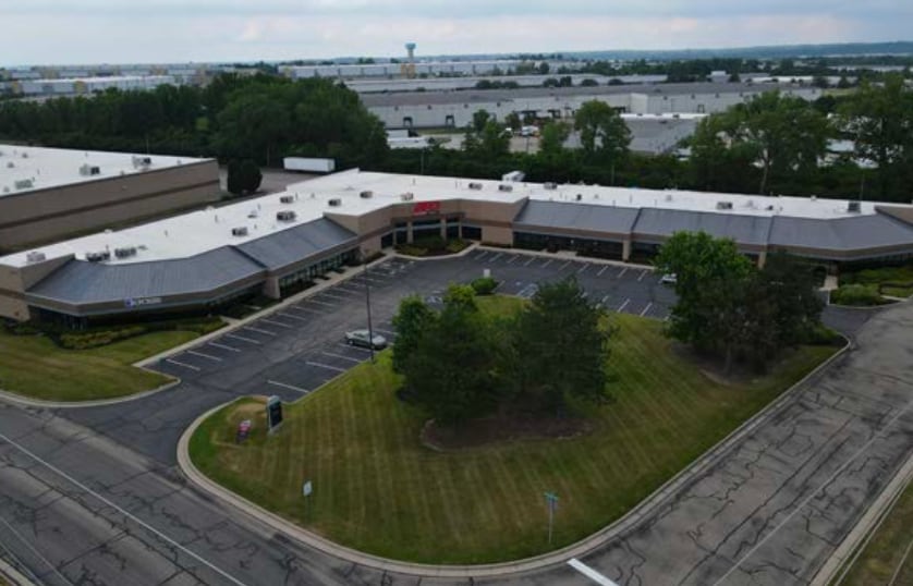 7042-7068 Fairfield Business Dr, Fairfield, OH for lease - Building Photo - Image 3 of 10