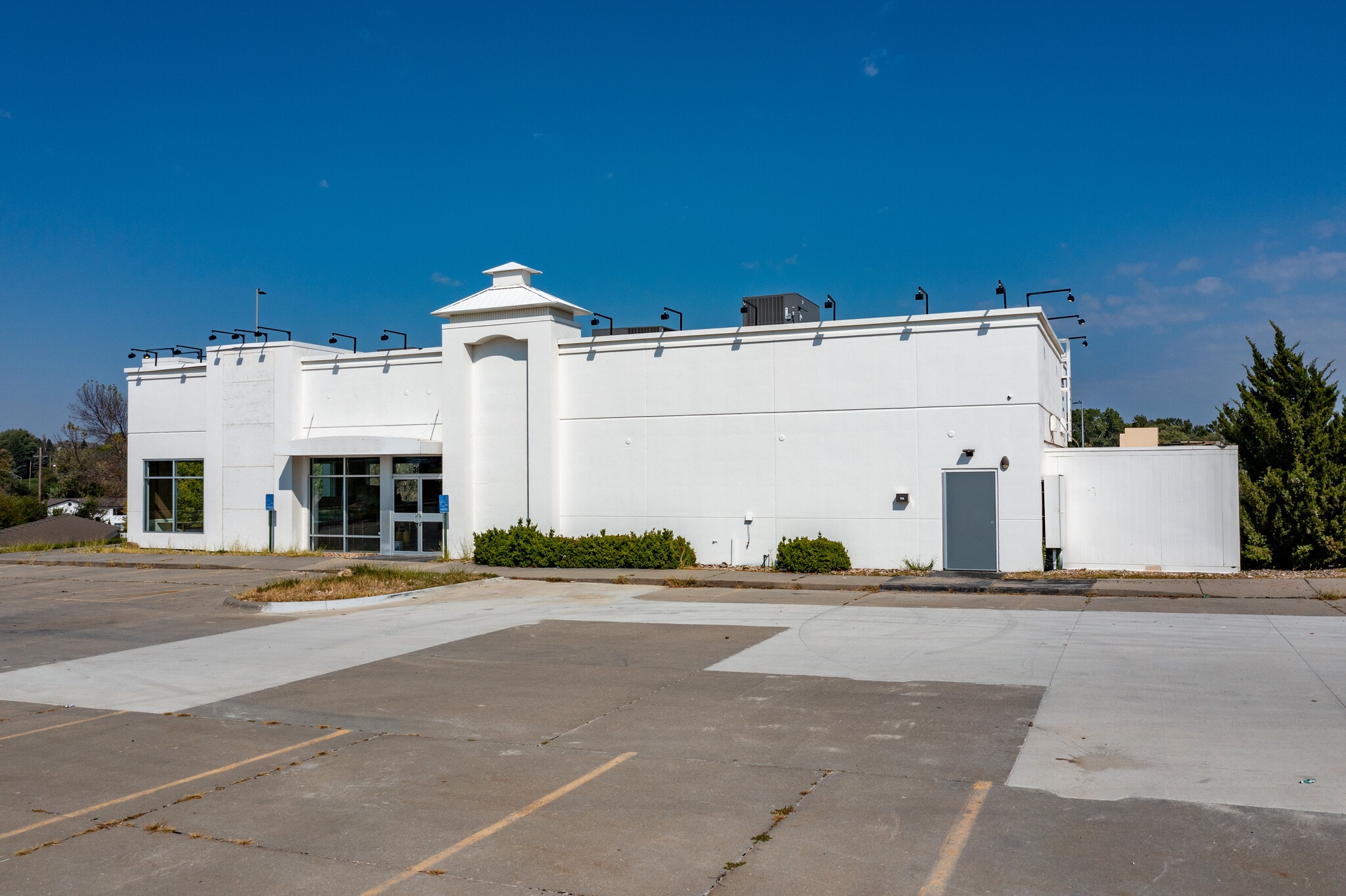 3949 N 132nd St, Omaha, NE for sale Building Photo- Image 1 of 18