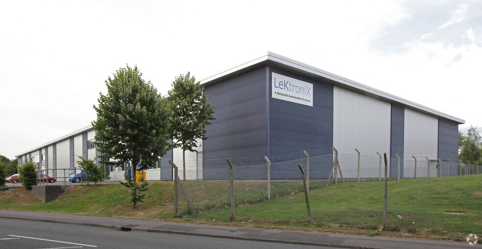 Kingsway, Bridgend for sale - Primary Photo - Image 1 of 1