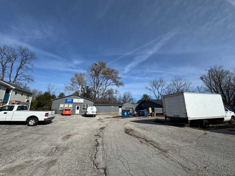 1412 W Kirkwood Ave, Bloomington, IN for sale - Primary Photo - Image 1 of 22