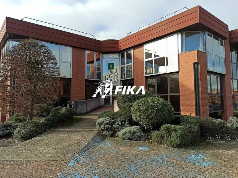 Office in Labège for lease - Building Photo - Image 3 of 3