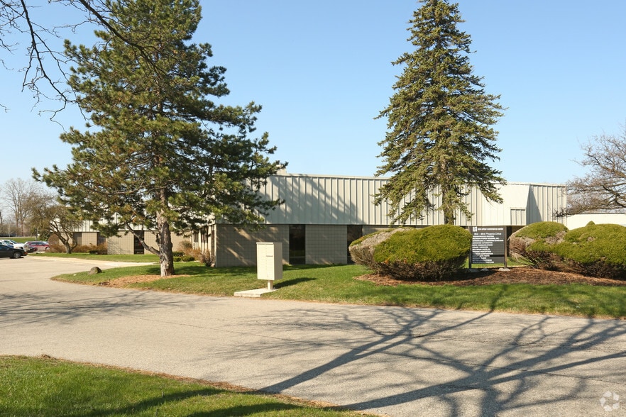 802-864 Phoenix Dr, Ann Arbor, MI for lease - Building Photo - Image 3 of 14